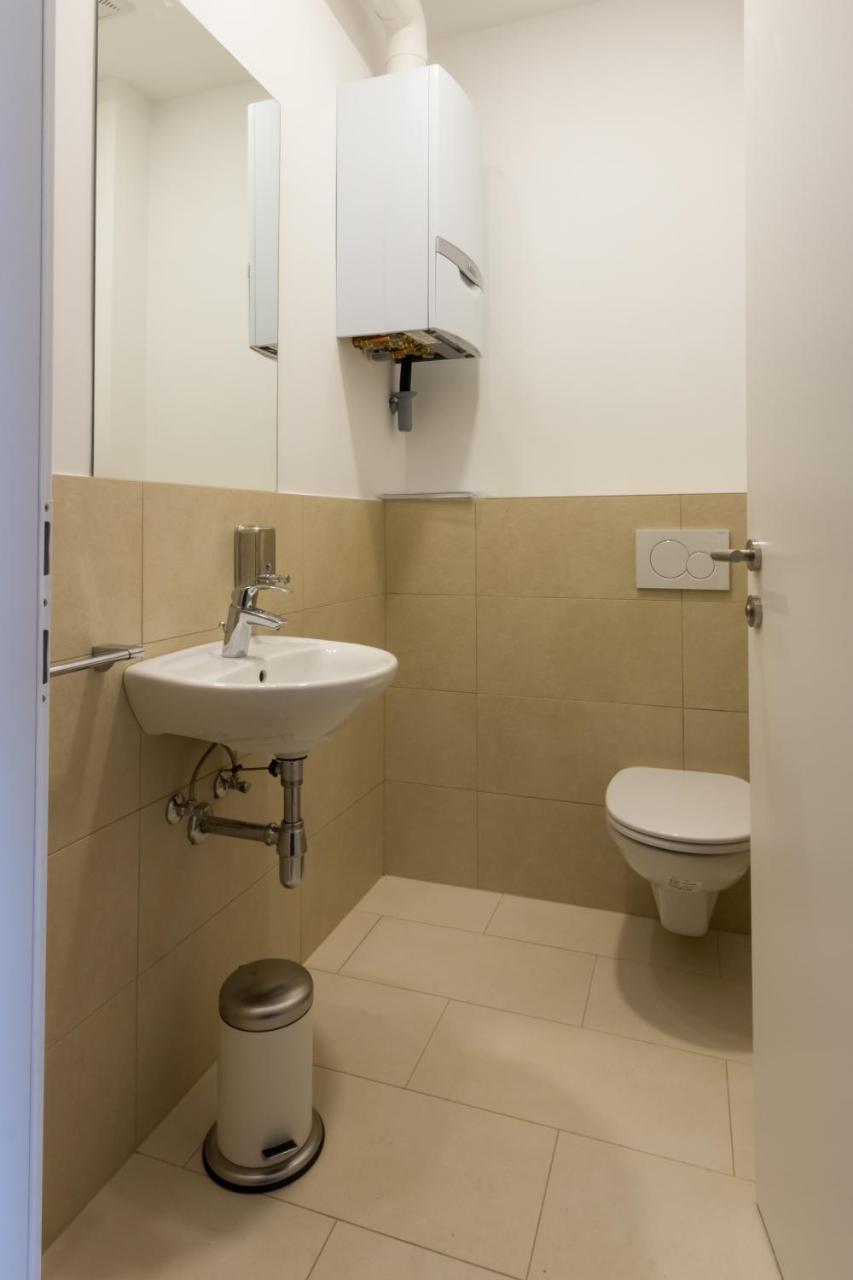 Debo Apartments Naehe Westbahnhof - Contactless Check In Виена Екстериор снимка