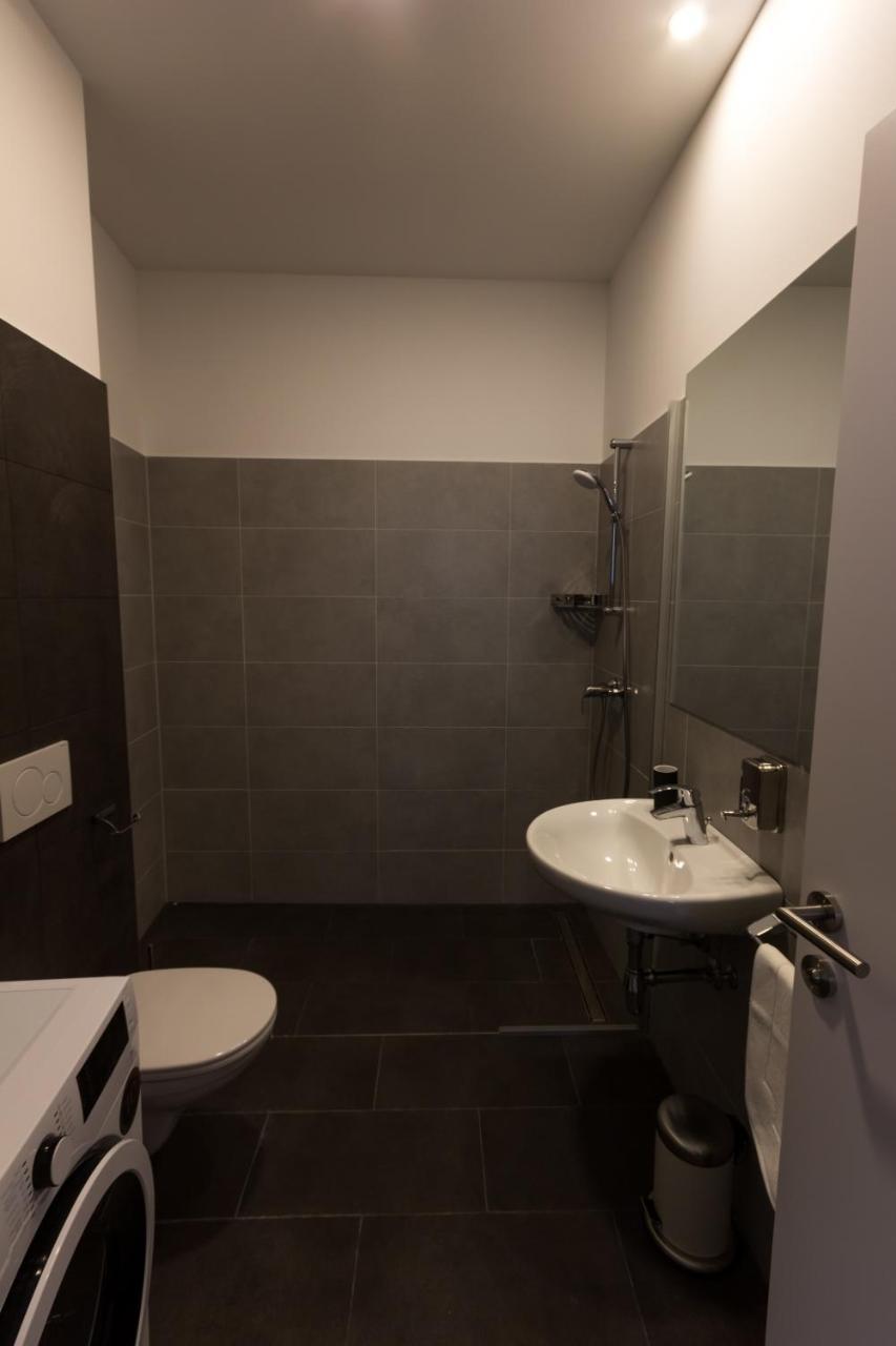 Debo Apartments Naehe Westbahnhof - Contactless Check In Виена Екстериор снимка