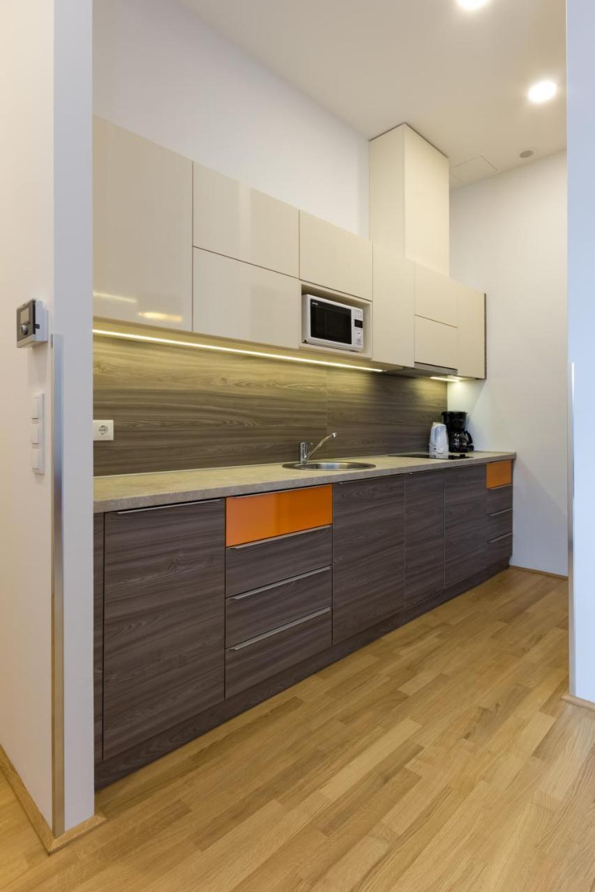 Debo Apartments Naehe Westbahnhof - Contactless Check In Виена Екстериор снимка